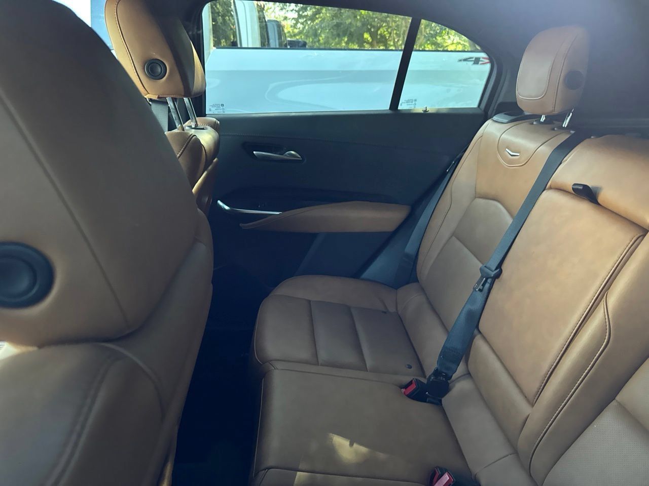 Used 2024 Cadillac XT4 Premium Luxury FWD image 6