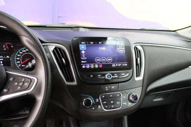 Used 2023 Chevrolet Malibu LT FWD image 19