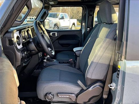 New 2026 Jeep Wrangler Sport AWD/4WD image 9