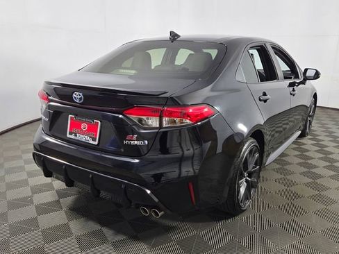 Used 2024 Toyota Corolla SE image 8