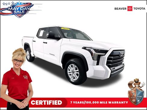Used 2025 Toyota Tundra SR5 w/ SR5 Convenience Package AWD/4WD image 1