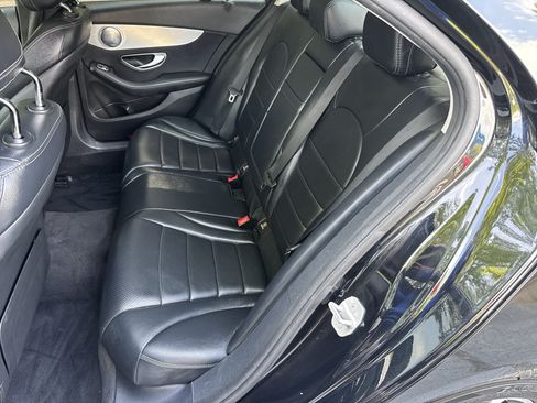 Used 2016 Mercedes-Benz C 300 4MATIC Sedan image 21