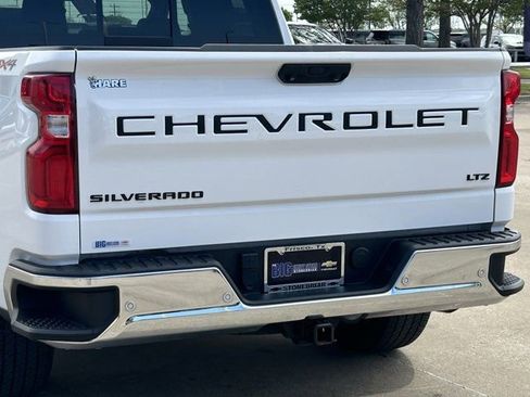Used 2023 Chevrolet Silverado 1500 LTZ w/ Technology Package image 8
