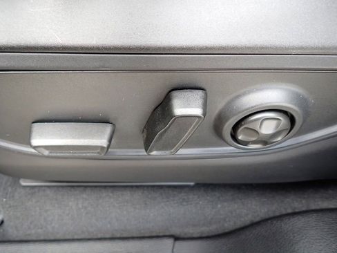 New 2025 Jeep Grand Cherokee Laredo X image 18