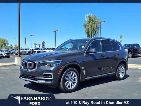 Used 2023 BMW X5 xDrive40i AWD/4WD image 1