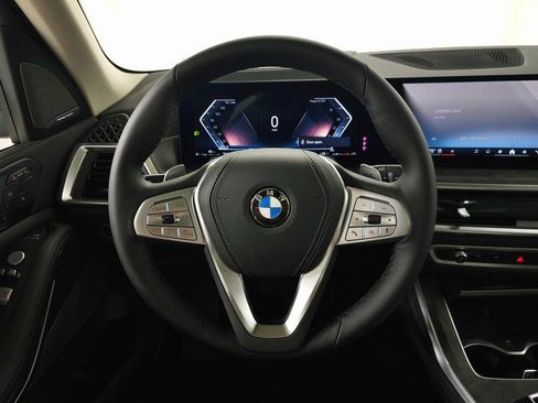 Used 2026 BMW X7 xDrive40i AWD/4WD image 16