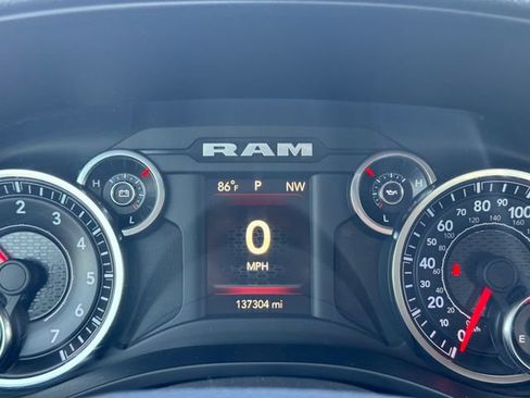 Used 2019 RAM 1500 Big Horn AWD/4WD image 25