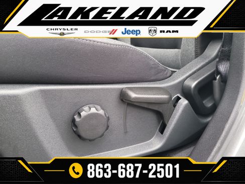 Used 2025 Ford Bronco 4-Door AWD/4WD image 17