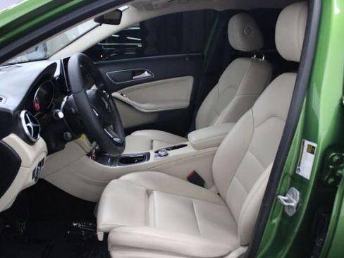 Used 2016 Mercedes-Benz GLA 250 image 2