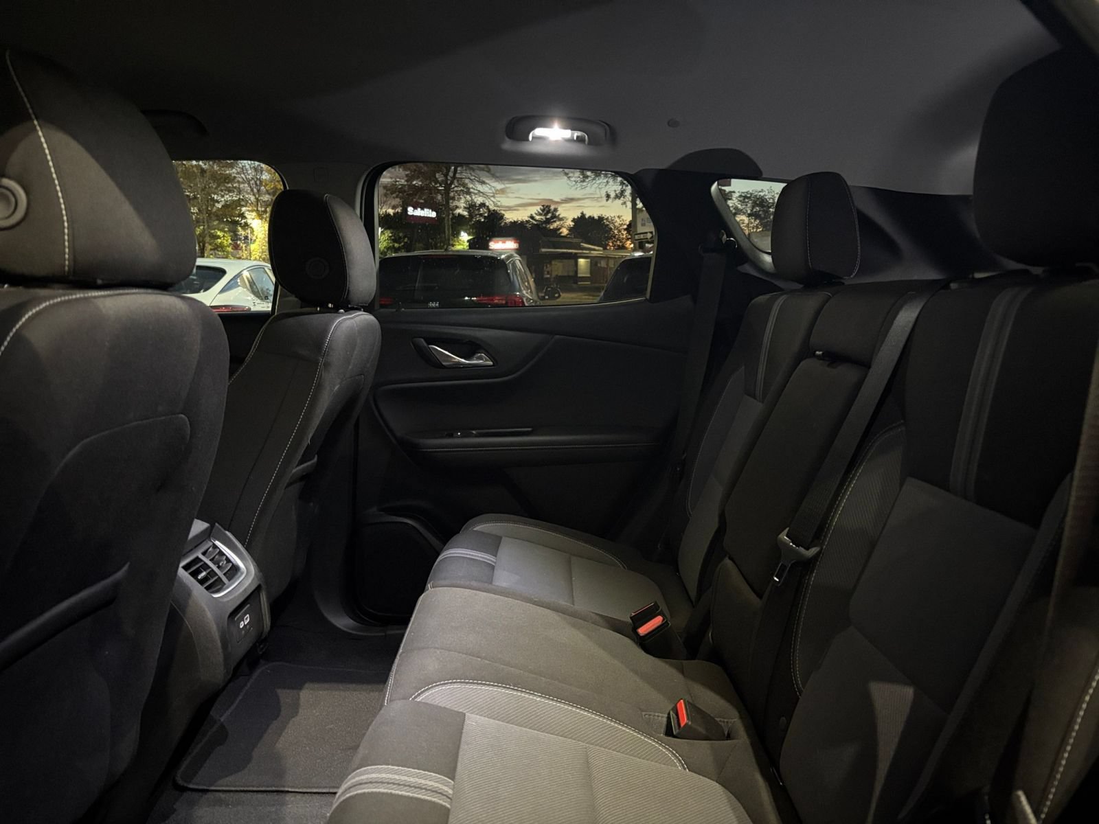 Used 2026 Chevrolet Blazer LT FWD image 24