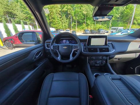 Used 2024 Chevrolet Tahoe Premier AWD/4WD image 31