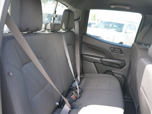 Used 2024 Chevrolet Colorado W/T w/ Safety Package AWD/4WD image 17