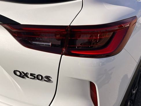 Certified 2025 INFINITI QX50 Sport image 31