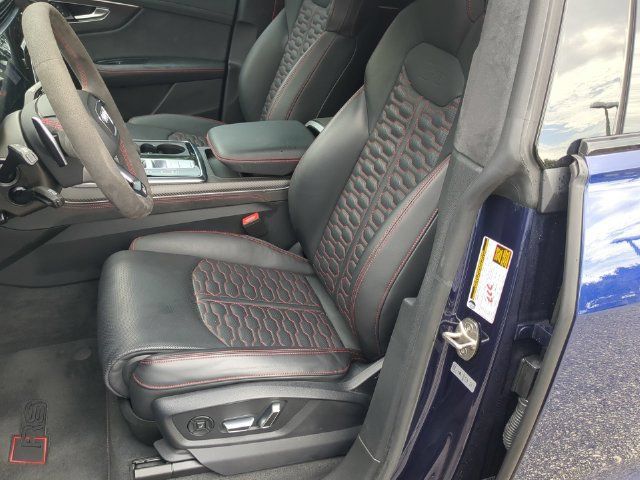 Used 2024 Audi RS Q8 AWD/4WD image 54