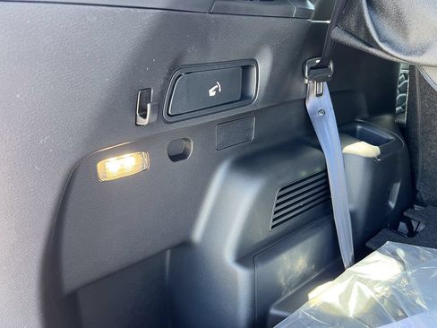 New 2026 Mitsubishi Outlander SEL AWD/4WD image 8