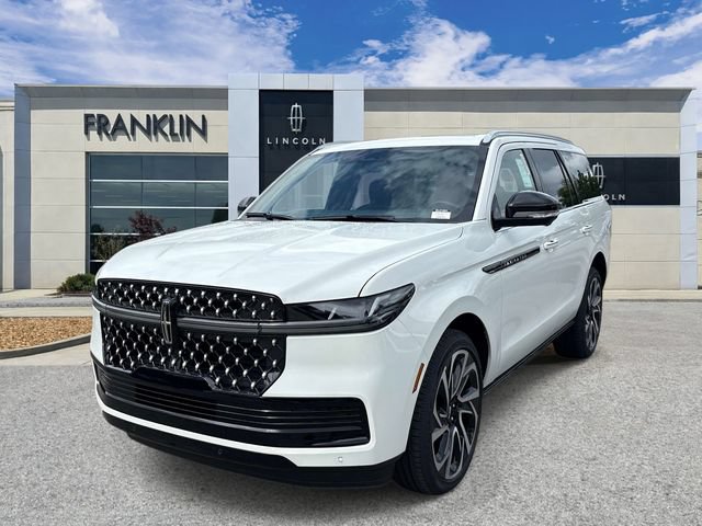 New 2027 Lincoln Navigator Black Label AWD/4WD image 3