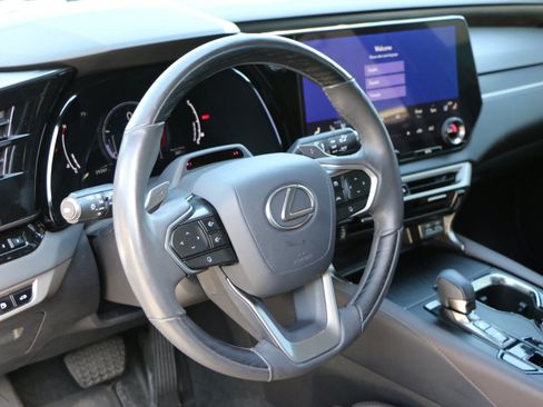 Used 2023 Lexus RX 350 FWD w/ Accessory Package image 17