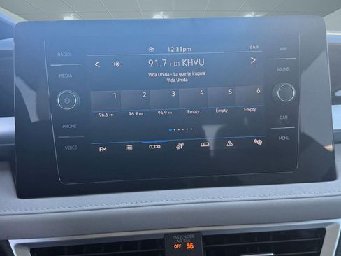 New 2026 Volkswagen Taos SE FWD image 23