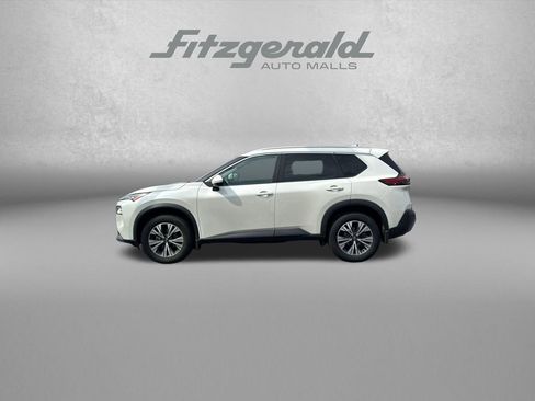 Used 2023 Nissan Rogue SV w/ SV Premium Package AWD/4WD image 4