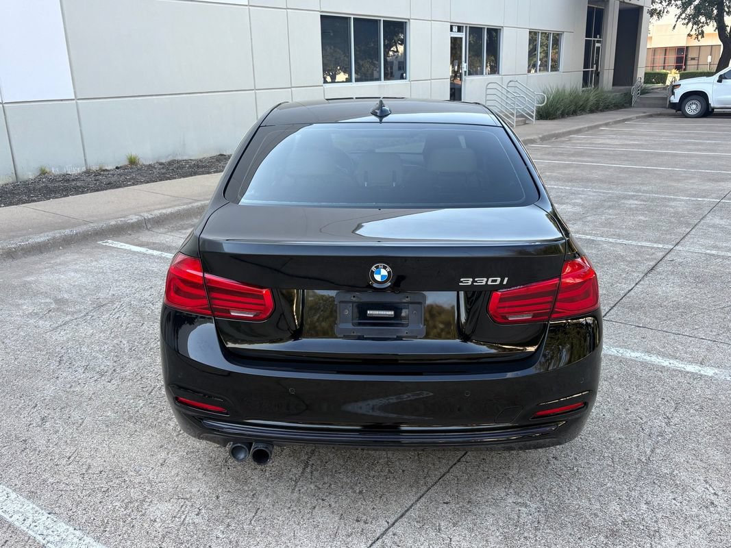 Used 2017 BMW 330i Sedan RWD image 7