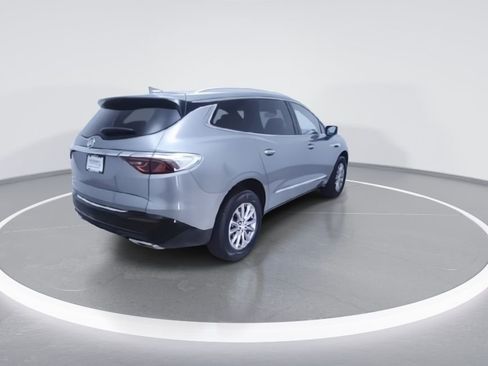 Used 2023 Buick Enclave Essence w/ Trailering Package, 5000 lbs. FWD image 7