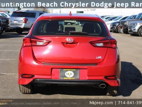 Used 2016 Scion iM image 4