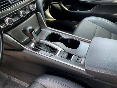 Used 2022 Honda Accord Sport image 15