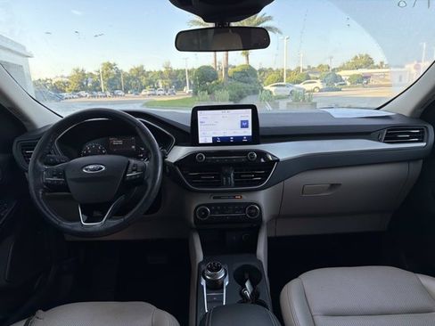 Used 2020 Ford Escape SEL FWD image 21