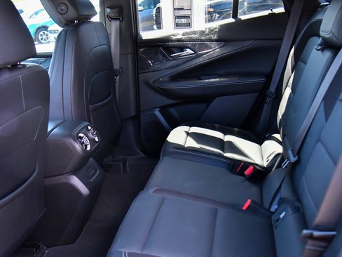 Used 2024 Chevrolet Blazer EV LT AWD/4WD image 43