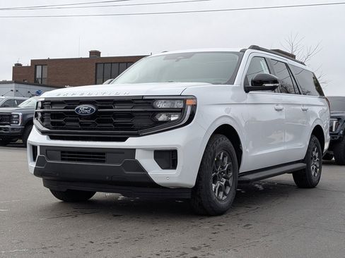 New 2026 Ford Expedition Max Active AWD/4WD image 8