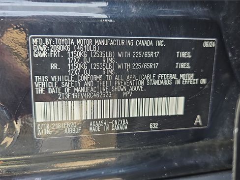 Used 2024 Toyota RAV4 LE AWD/4WD image 24