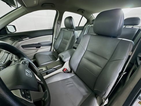Used 2011 Honda Accord LX image 13