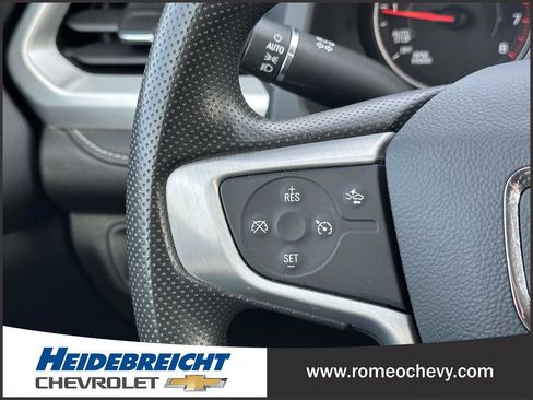 Used 2022 GMC Acadia SLE w/ Driver Convenience Package image 26