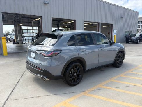 Certified 2023 Honda HR-V Sport image 8