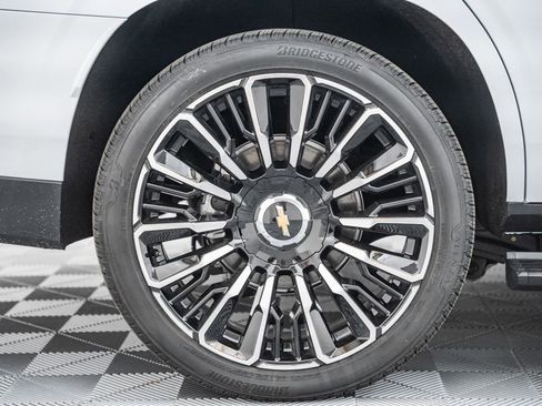New 2026 Chevrolet Tahoe High Country AWD/4WD image 22