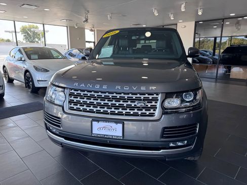 Used 2016 Land Rover Range Rover Supercharged image 8