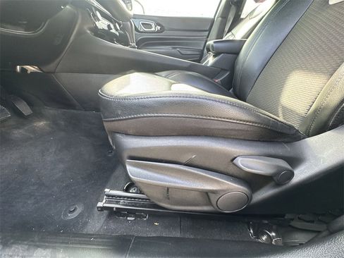 Used 2022 Jeep Compass Altitude image 12