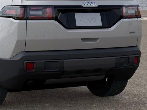 New 2026 Jeep Cherokee Overland image 13