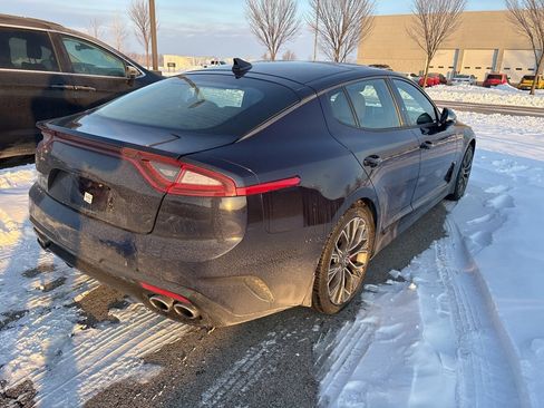 Used 2020 Kia Stinger GT image 16