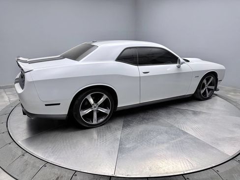 Used 2019 Dodge Challenger R/T w/ Driver Convenience Group RWD image 5