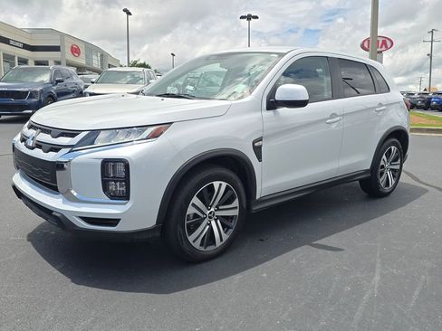 Used 2024 Mitsubishi Outlander Sport ES AWD/4WD image 7
