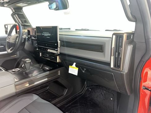 New 2025 GMC Hummer EV 2X AWD/4WD image 28