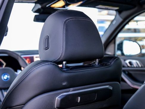 New 2026 BMW X5 xDrive50e image 22