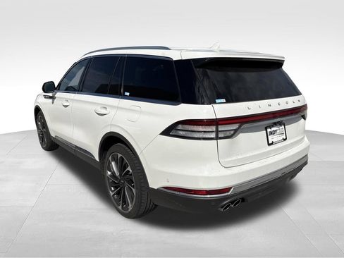 Used 2021 Lincoln Aviator Reserve w/ Equipment Group 202A AWD/4WD image 7