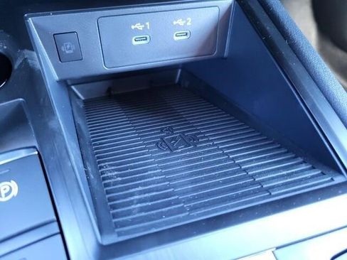 New 2025 Nissan Kicks SV w/ Illumination Package image 12