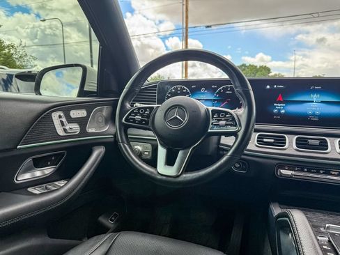 Certified 2023 Mercedes-Benz GLS 450 4MATIC image 15