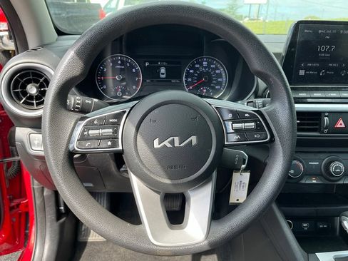 Used 2023 Kia Forte LXS FWD image 14
