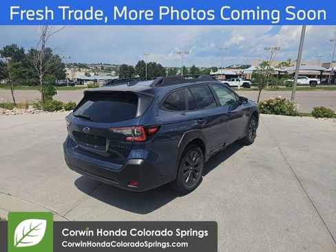 Used 2025 Subaru Outback Onyx Edition AWD/4WD image 7
