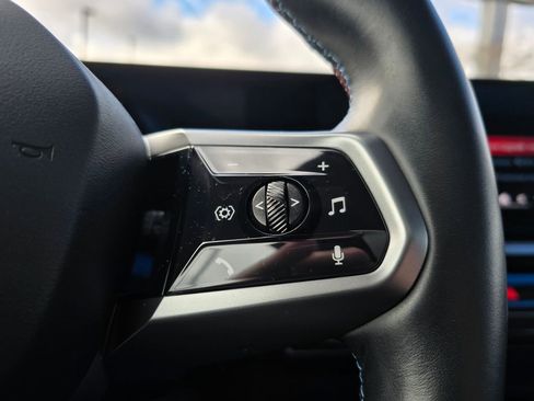 Used 2024 BMW i5 M60 w/ Premium Package image 19