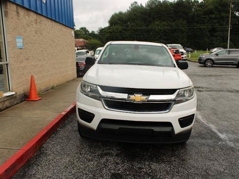 Used 2019 Chevrolet Colorado W/T w/ WT Convenience Package RWD image 2